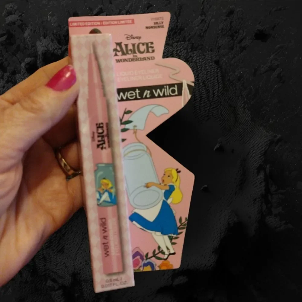 Wet n‎ Wild x Disney Alice In Wonderland 3 Piece Make Up Lot